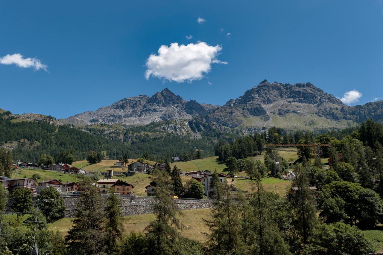 Hellochalet - Chalet Northern Lights - Family Ski Chalet With Garden Walking Distance Lift Valtournenche Exterior foto